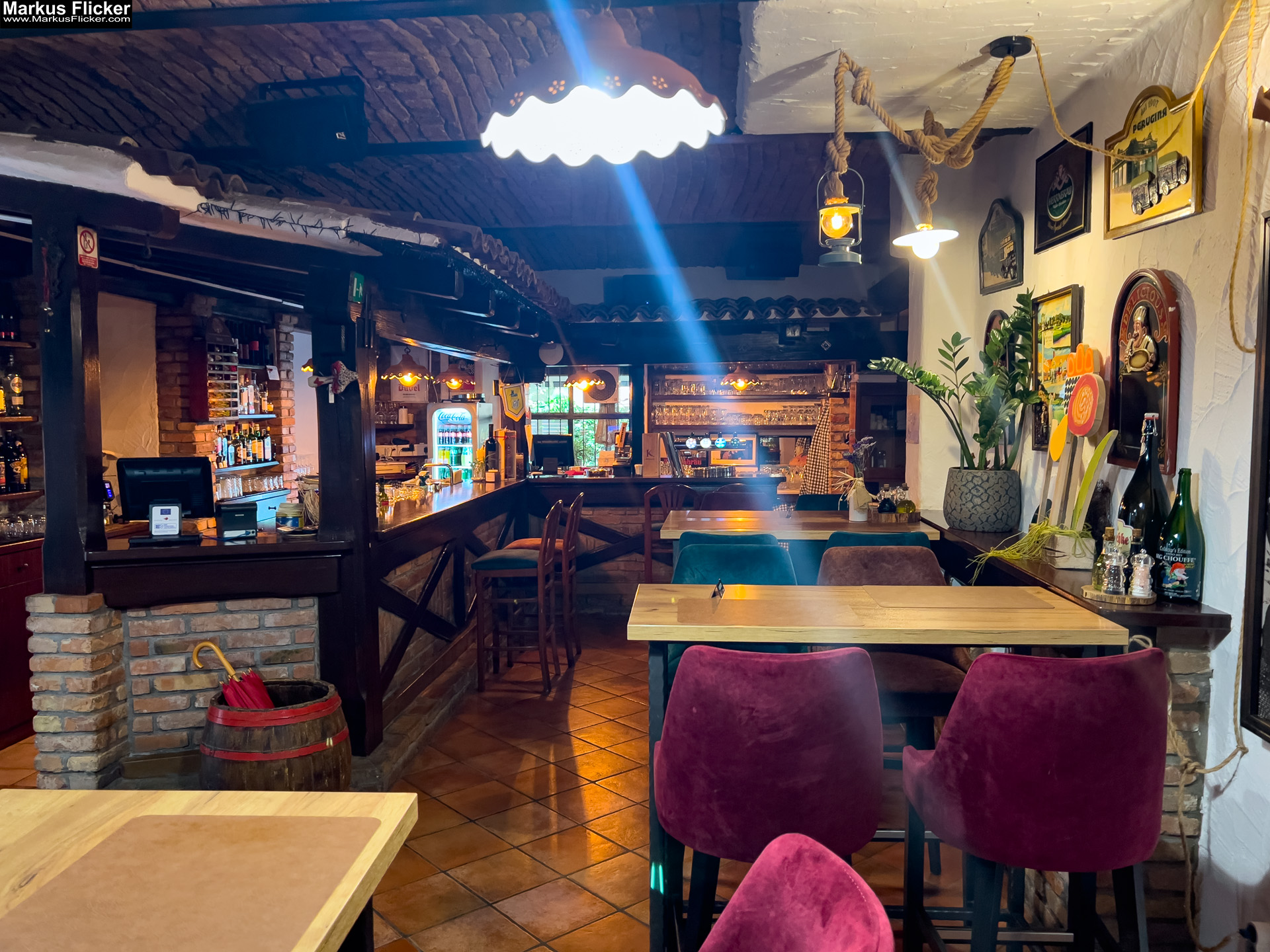 Lovranski Pub Lovran Ufer Küste Primorje-Gorski kotar Lorbeer Istrien Kroatien Adria #visitcroatia #visitlovran