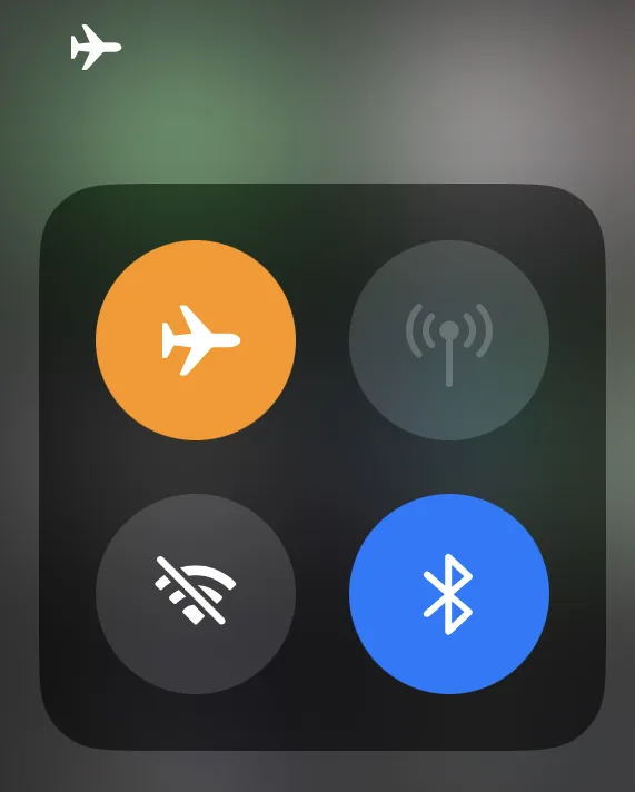 Mit dem Flugzeug ins Traumland! Flugmodus einschalten und App Benachrichtigung ausschalten für mehr Ruhe und weniger Stress! Minimalismus Mehr Geld Mehr Zeit Mehr Platz Mehr Leben: Minimalistisch leben, maximal profitieren, maximal genießen, weniger Ballast
