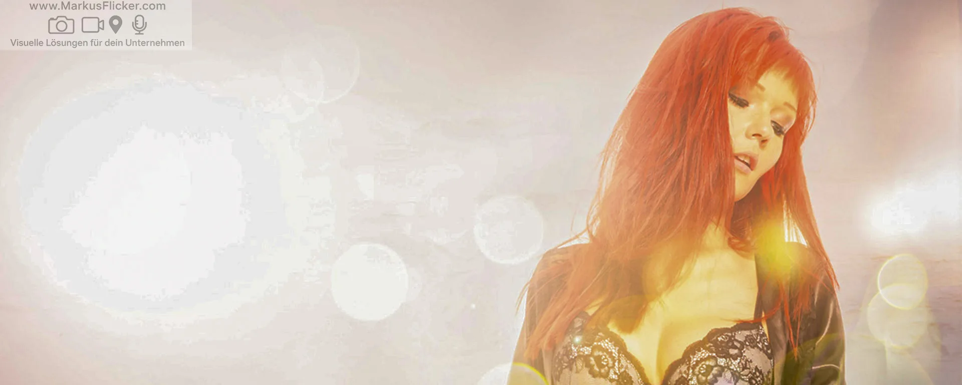 Beauty- und Make-up-Fotografie: Die Kunst von Licht, Retusche und Accessoires Beauty- und Make-up-Fotografie: Die Kunst von Licht, Retusche und Accessoires