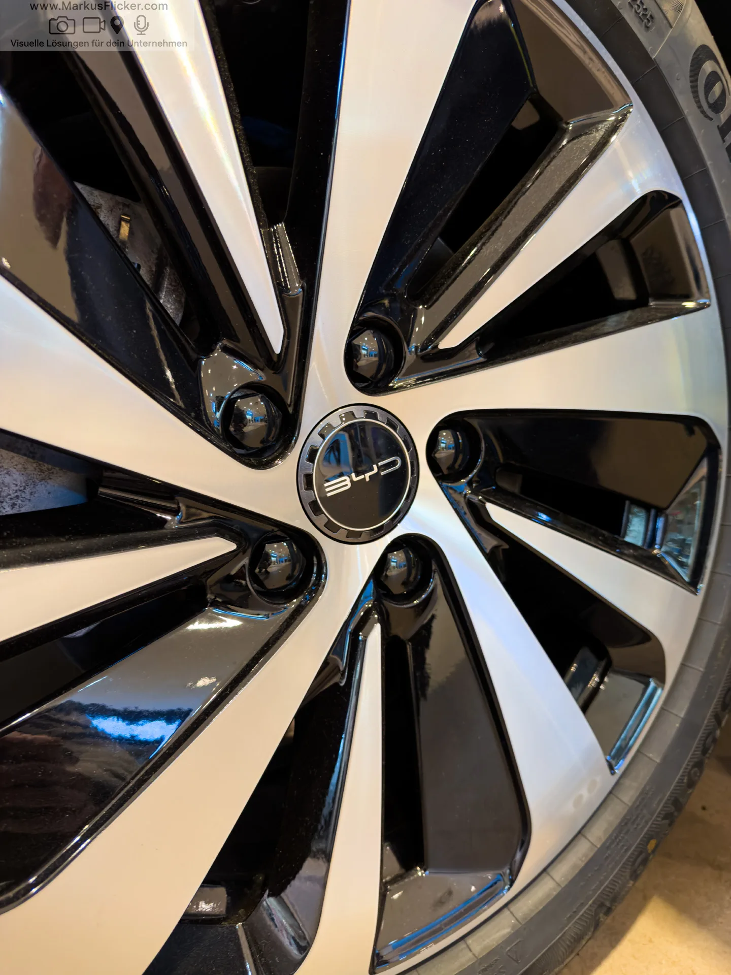 BYD Seal U DM-i – der neue Maßstab für effiziente Plug-in-Hybride im SUV-Segment CarPorn BYD Seal U DM-i – der neue Maßstab für effiziente Plug-in-Hybride im SUV-Segment CarPorn