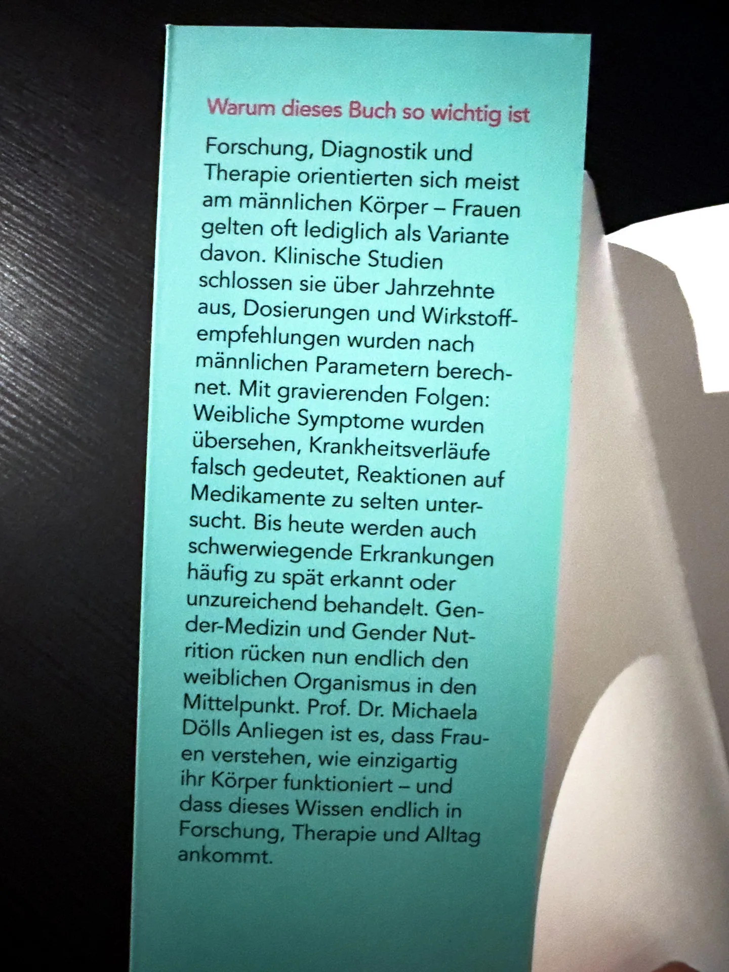 Frauengesundheit geht anders: Herz, Blase, Darm, Knochen, Hormone - wie der weibliche Körper tickt und wie Beschwerden gezielt behandelt werden können von Prof. Dr. Michaela Döll Frauengesundheit geht anders: Herz, Blase, Darm, Knochen, Hormone - wie der weibliche Körper tickt und wie Beschwerden gezielt behandelt werden können von Prof. Dr. Michaela Döll
