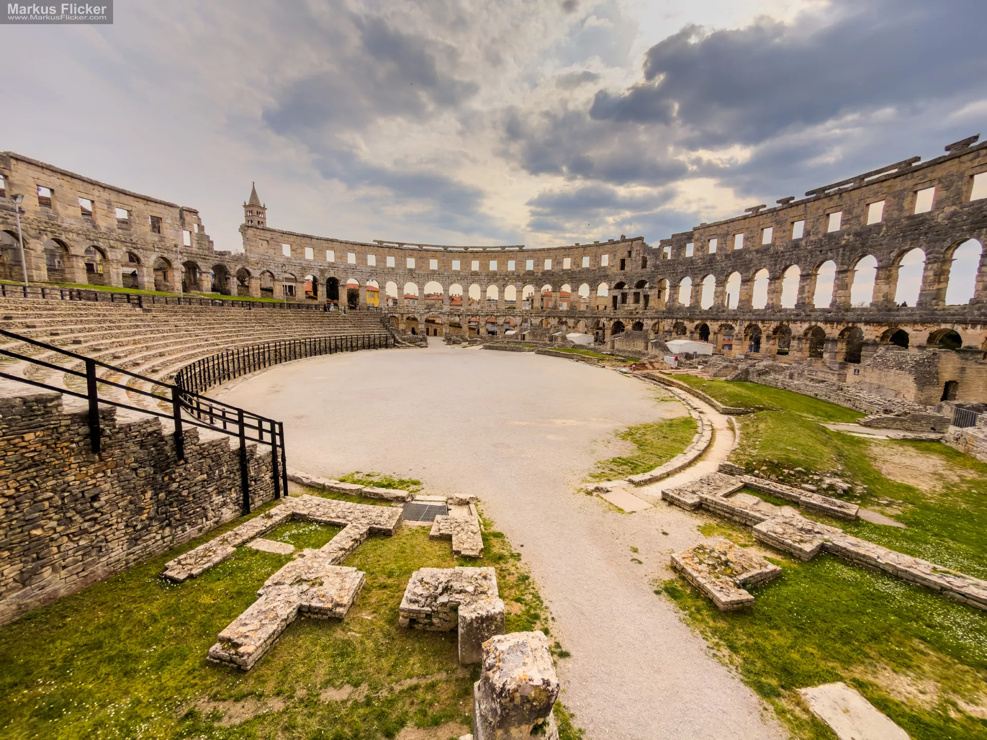 Amphitheater Pula Arena in Kroatien – Geschichte, Architektur, Reisetipps und warum dich dieses antike Bauwerk bis heute fasziniert Amphitheater Pula Arena in Kroatien – Geschichte, Architektur, Reisetipps und warum dich dieses antike Bauwerk bis heute fasziniert