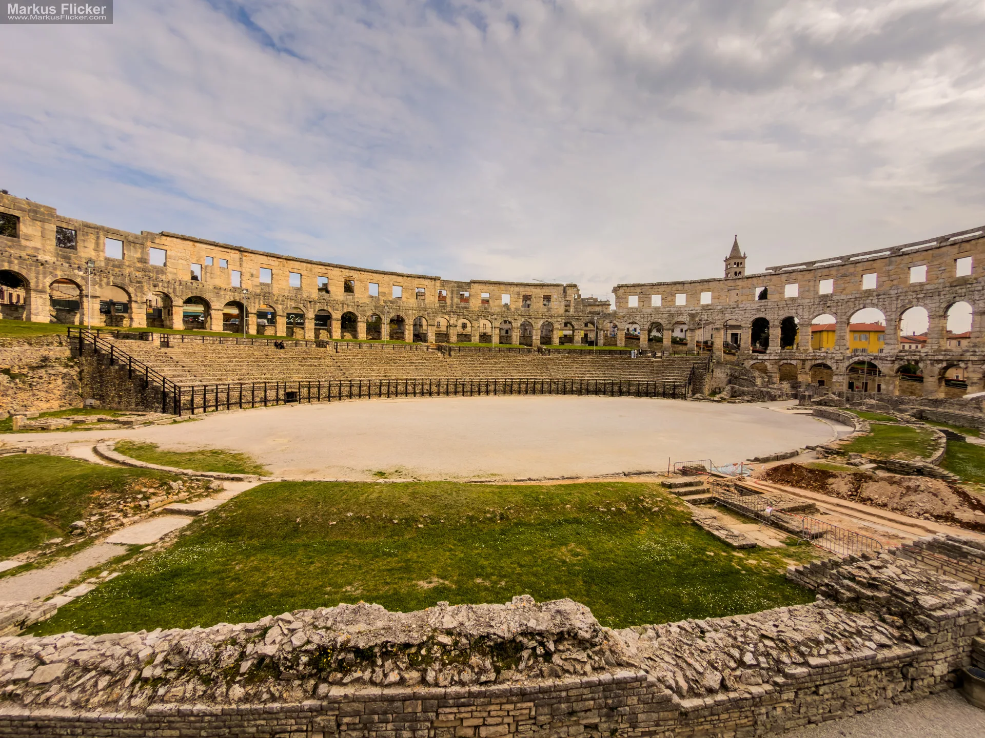 Amphitheater Pula Arena in Kroatien – Geschichte, Architektur, Reisetipps und warum dich dieses antike Bauwerk bis heute fasziniert Amphitheater Pula Arena in Kroatien – Geschichte, Architektur, Reisetipps und warum dich dieses antike Bauwerk bis heute fasziniert