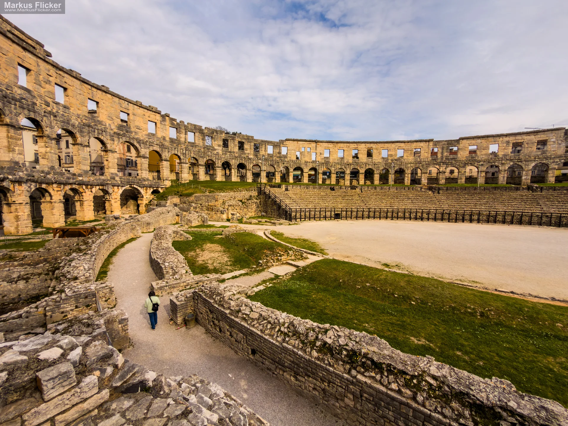 Amphitheater Pula Arena in Kroatien – Geschichte, Architektur, Reisetipps und warum dich dieses antike Bauwerk bis heute fasziniert Amphitheater Pula Arena in Kroatien – Geschichte, Architektur, Reisetipps und warum dich dieses antike Bauwerk bis heute fasziniert